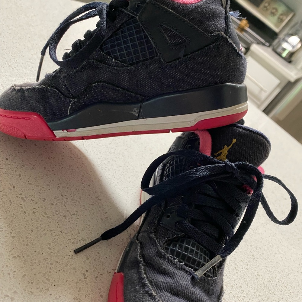 Jordan 4 little girls